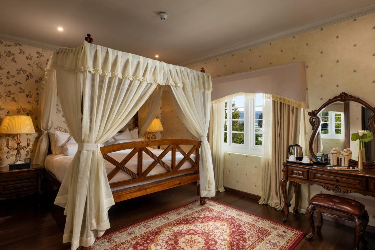The Westbury Palace Nuwara Eliya Ngoại thất bức ảnh