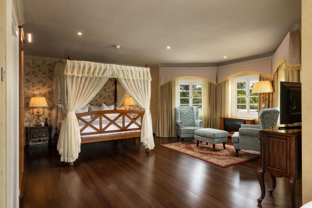 The Westbury Palace Nuwara Eliya Ngoại thất bức ảnh