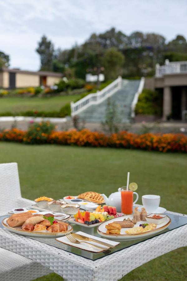 The Westbury Palace Nuwara Eliya Ngoại thất bức ảnh