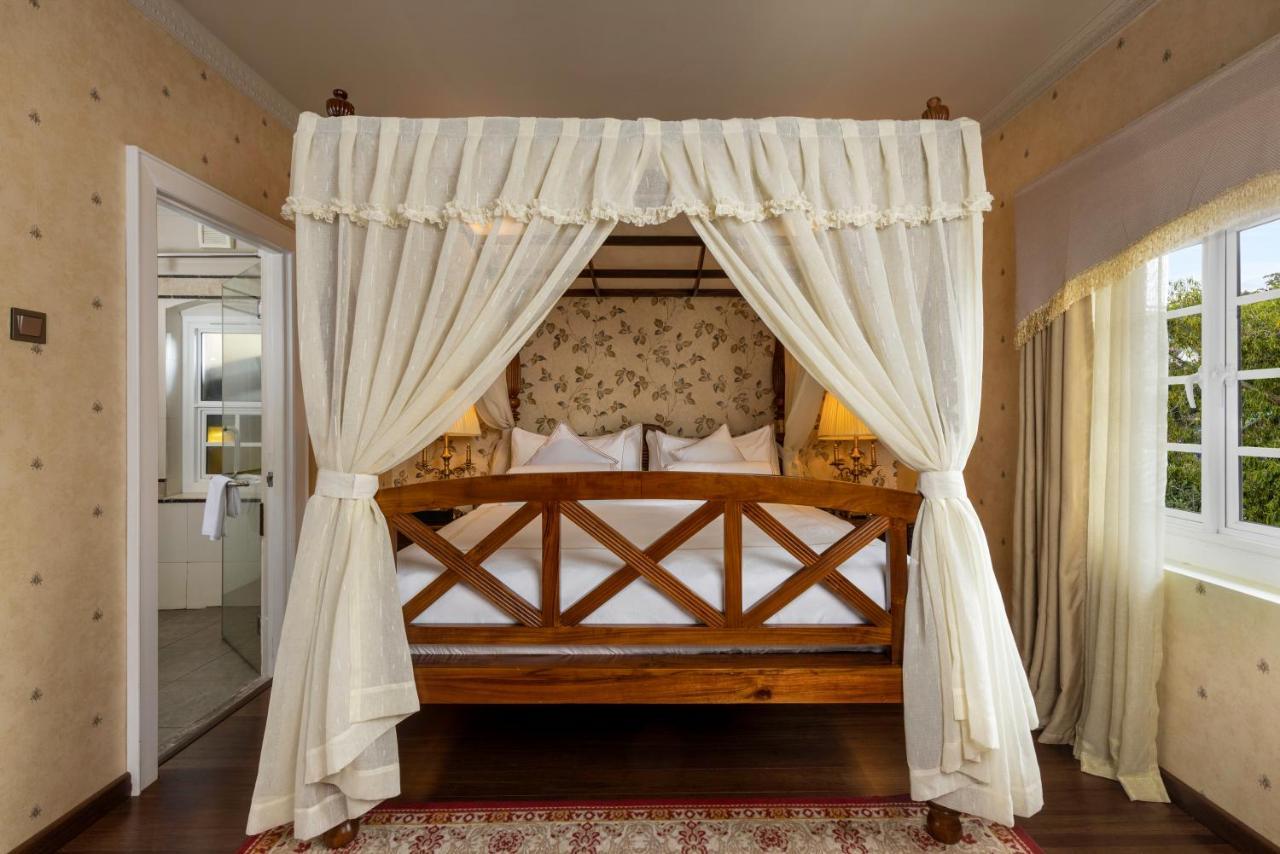 The Westbury Palace Nuwara Eliya Ngoại thất bức ảnh