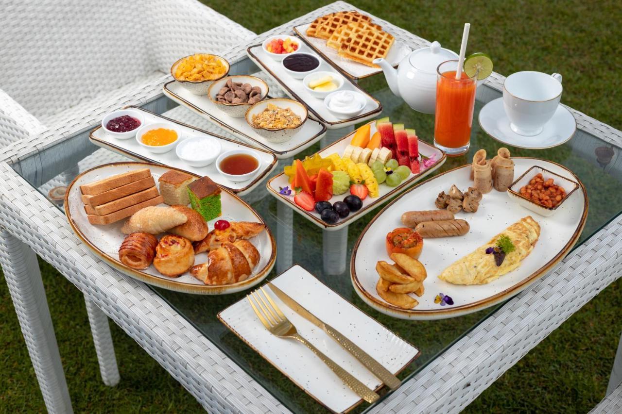 The Westbury Palace Nuwara Eliya Ngoại thất bức ảnh